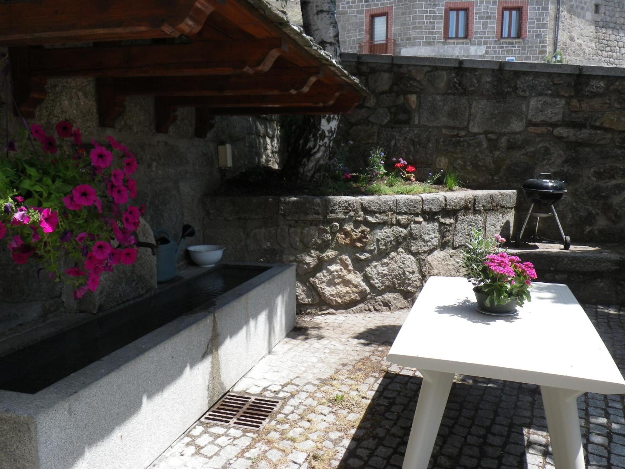 Gite De La Begude Rieutort Exterior photo
